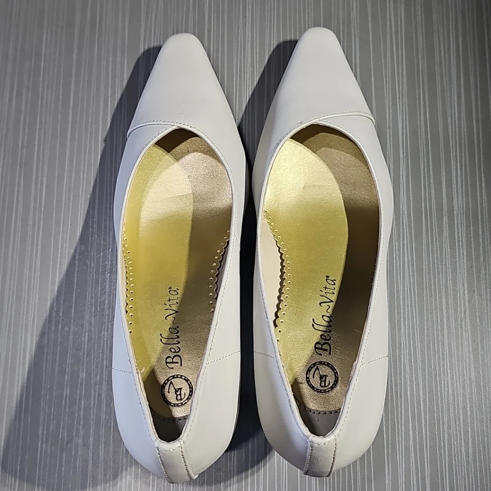 Bella Vita Shoes Heel Shoes Wow Leather‎ Pumps In Lt Gray Women's 6.5 EUC
